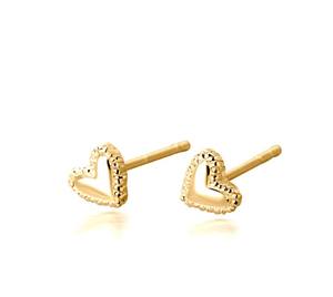 Pendientes de Corazón Minimalistas y Delicados en Plata de Ley 925 Chapados en Oro de 14K, Elegante Regalo de Joyería para Mujer - Product Image 2