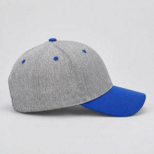 Gorra de béisbol moderna hecha de tela resistente con paneles ventilados, visera curva y tamaño ajustable, ideal para viajes deportivos. - Product Image 5