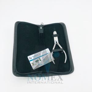 Alicates personalizados en forma de U de alta calidad, herramienta de extensión de cabello de acero inoxidable de grado quirúrgico, sostenible y personalizable - Product Image 6