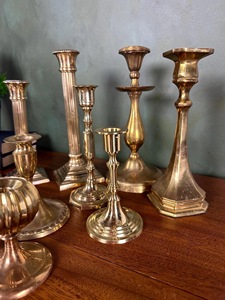 Support de bougie conique vintage en laiton fait main ILAHI, motif gaufré, 1 couleur, haute qualité, résistant à la chaleur, pour la maison et Noël - Product Image 4