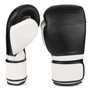 Gants de boxe en cuir noir et blanc, réglables avec sangle Velcro pour l'entraînement et le sparring adulte - Product Image 1