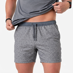Shorts de sport personnalisés pour hommes, shorts de course, shorts de gym, shorts de surf, shorts de natation, shorts d'extérieur, shorts classiques à motif camouflage cerf - Product Image 4
