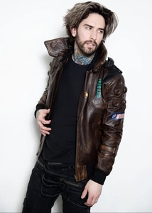 Chaqueta de Cuero Genuino Estilo Samurái Cyberpunk para Hombre, Chaqueta de Motero Futurista - Product Image 3
