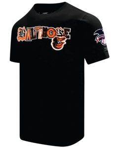 เสื้อยืดแขนสั้นสีน้ำเงินกรมท่า ยี่ห้อ BLACK LAND INDUSTRIES แบบ OEM สั่งทำพิเศษสำหรับทีมเดนเวอร์ บรองโกส์ ทรงโอเวอร์ไซส์ ใส่ได้ทั้งชายและหญิง ผลิตจากผ้าฝ้าย 100% เหมาะสำหรับใส่ลำลอง - Product Image 3