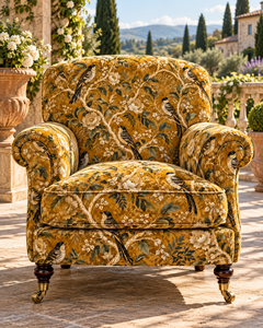Tela brocada jacquard amarilla con motivos botánicos y de aves, con detalles dorados, para tapicería y decoración de muebles. - Product Image 1