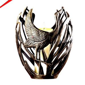 เชิงเทียนโลหะทำมือแบบใหม่สำหรับตกแต่งบ้าน งานแต่งงาน และของตกแต่งโต๊ะอาหาร ดีไซน์สวยงาม - Product Image 2