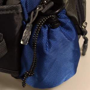 Sac banane/sac à dos polyvalent Prussian Blue pour un confort en déplacement - Product Image 1