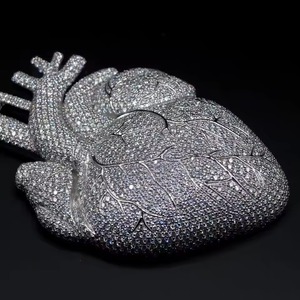Luxury Iced Out Heart Shape Pendant Hip Hop Fine Jewelry Solid 925 Sterling Silver Pendant Pass Diamond <b>Tester</b> Pendant For Men's - Product Image 1
