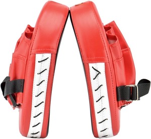 Pad de frappe en PU rouge avec sangle noire pour l'entraînement, conception durable, utilisation toutes saisons - Product Image 2