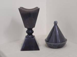 Quemador de Incienso de Resina Gris Oscuro con Tapa y Recipiente de Acero Inoxidable - Product Image 2