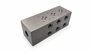 Bloc de raccordement hydraulique usiné sur mesure en métal pour systèmes de puissance fluide industriels - Product Image 3