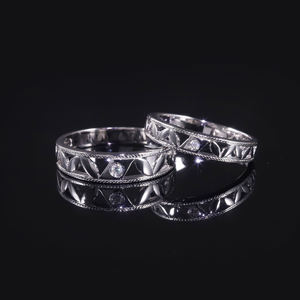 Bagues de mariage hip-hop en diamants de laboratoire géométriques AMBER JEWELS, plaqué or massif 14 carats, finition rhodium, certifiées IGI, unisexes - Product Image 2
