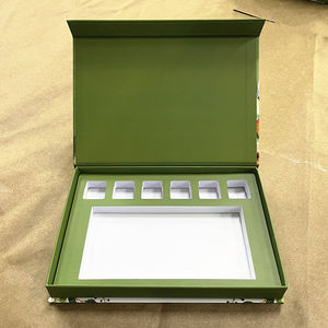 Boîte d'emballage de luxe écologique pour ensemble de 3 bougies, en carton rigide avec doublure en mousse, finition mate personnalisée et gaufrage - Product Image 5