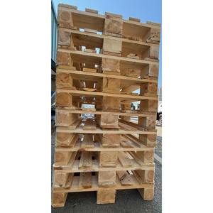 Palette Euro Epal économique, idéale pour l'exportation et le stockage. Conçue pour une durabilité et une manipulation sécurisée. - Product Image 3