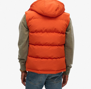 Gilet matelassé léger sans manches camouflage pour homme, chaud, pour l'extérieur, l'hiver, avec étiquette personnalisée sur le devant - Product Image 4