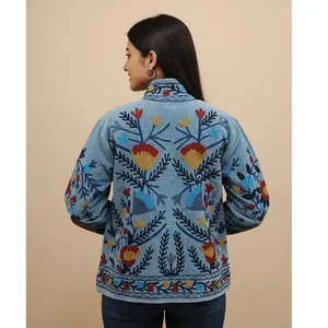 Chaqueta Étnica Azul Cielo de Algodón para Mujer con Bordado Floral Detallado, Prenda Exterior Tradicional Boho - Product Image 3