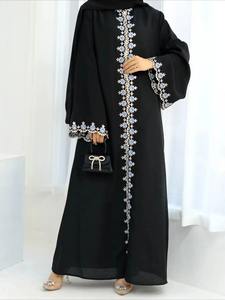 ชุดมุสลิมสไตล์ใหม่ปี 2026 สำหรับสตรีชาวมุสลิม อบายะ ทำด้วยมือจากผ้าโพลีเอสเตอร์และผ้าไหม สีพื้น  รับตัดตามขนาด - Product Image 2