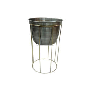 กระถางโลหะตั้งพื้นพร้อมขาตั้งสำหรับตกแต่งบ้านโรงแรมร้านอาหาร - Product Image 1