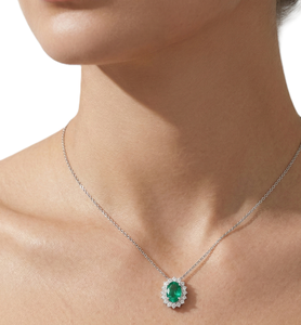 Collar con Colgante Solitario de Diseño en Racimo, Esmeralda de Corte Ovalado y Diamante Natural Redondo, Joyería de Oro Sólido de 14K y 18K - Product Image 5