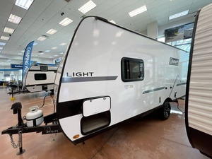 Nuevo 2025 Keystone C-o-l-e-m-a-n L-i-g-h-t 17R-X - Product Image 3