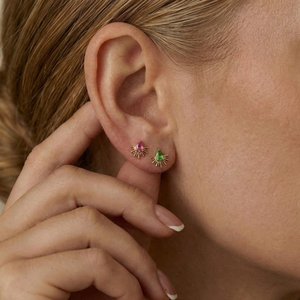 ต่างหูแซฟไฟร์แบบหลังแบน เงินแท้ 925 ชุบทอง 14K สำหรับเจาะกระดูกอ่อนหู ประดับอัญมณี - Product Image 3