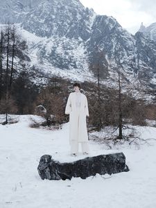 Manteaux Trench pour Femmes de Haute Qualité, Nouveaux Vêtements, Manteau Kimono Ceinturé AMELIE, Service ODM Élégant, Manteau d'Hiver pour Femmes de WhiteAnt - Product Image 3