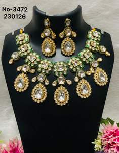 Latest Gold Plated Alloy Kundan & Drop <b>Indian</b> Fancy Traditional Bridal Medium Necklace Earring <b>Set</b> Mangtikka Trendy Women - Product Image 3