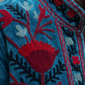 Wholesale Suzani <b>Velvet</b> Embroidered <b>Jacket</b> <b>Women</b> Stand Collar Open Front Floral Boho Coat Handmade Embroidery Cotton Lining - Product Image 4