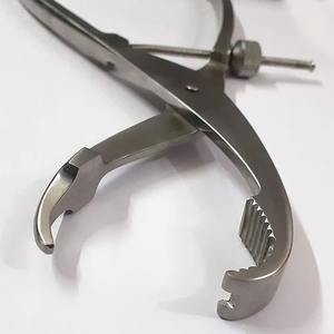 Pinzas para Sujetar Huesos de Acero Inoxidable, Certificación CE, Duraderas, Instrumento Quirúrgico Ortopédico, Estabilización Segura, Reutilizables, de Alta Calidad - Product Image 5