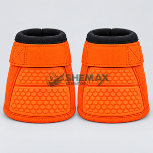 Botas ligeras para caballos que ofrecen un uso cómodo, cierre duradero y protección práctica para los pezuñas durante el entrenamiento. - Product Image 4