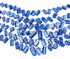 Cuentas facetadas de cianita azul natural, cuentas sueltas de piedra preciosa de cianita azul para la fabricación de joyas - Product Image 1