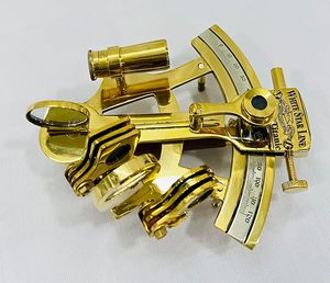 Sextant artisanal en laiton poli, plaqué or, style antique moderne, instrument de navigation maritime vintage, nautique - Product Image 6