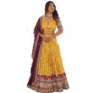 Dernier Designer Pure Viscose Jacquard Soie Broderie Séquence Lehenga Choli Par Fab Zone - Product Image 1