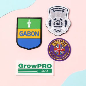 แผ่นยางพีวีซีแบบนิ่มสั่งทำพิเศษ ป้ายยางพีวีซีเย็บติด ป้ายยางพีวีซีนูน 3 มิติ โลโก้สั่งทำคุณภาพสูง น้ำหนักเบา สีและดีไซน์สั่งทำได้ - Product Image 4