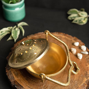 Brûleur d'encens métallique religieux traditionnel élégant pour une expérience olfactive haut de gamme à la maison, écologique et durable - Product Image 5