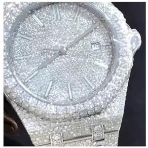 Montre en diamant moissanite de haute qualité, montre de mode haut de gamme pour mariage et anniversaire, disponible dans le monde entier - Product Image 6