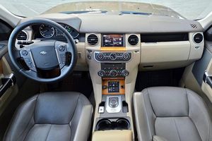 MINT 2016 L R 4 H S E LUX - Product Image 3