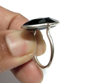 Bague en onyx noir naturel, argent sterling 925 massif, faite à la main, ovale, style bohème, bague statement, bijoux en gros, cadeau - Product Image 3