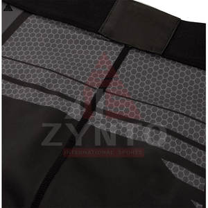 Pantalones Cortos Deportivos Personalizados con Logotipo para Gimnasio, Crossfit, Fitness, Entrenamiento, Running, con Pantalones Cortos de Compresión Internos para Hombre - Product Image 4