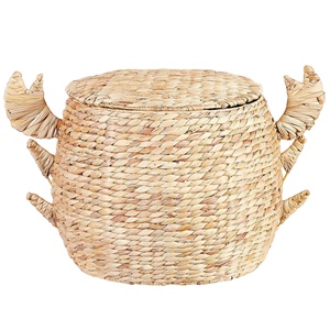 Cesta de Mimbre de Jacinto de Agua con Forma de Cangrejo - Product Image 1
