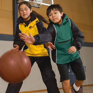 โรงงานขายส่ง เสื้อแจ็คเก็ตไนลอนแทฟเฟต้า 100% สำหรับเด็กและผู้ใหญ่ ยี่ห้อ OMMIZ คุณภาพสูง เสื้อแจ็คเก็ตฤดูหนาวแบบกำหนดเองสำหรับผู้ชาย - Product Image 2