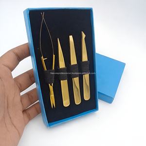Juego de Pinzas y Tijeras para Cejas Gold Precision con Caja de Regalo Azul de Lujo Personalizada para Herramientas de Maquillaje Profesional - Product Image 3
