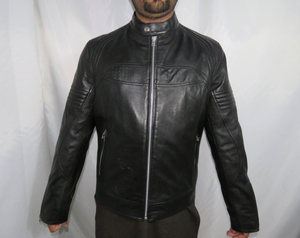 แจ็คเก็ตมอเตอร์ไซค์หนังสีดำทรงสลิมฟิต คอปกพับได้ หนังแกะแท้/หนัง PU กันน้ำ สำหรับฤดูหนาว แบบยูนิเซ็กซ์  สามารถสั่งตัดได้ - Product Image 1