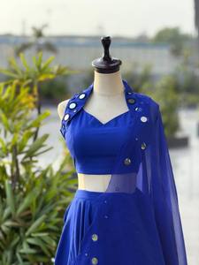 Conjunto de Lehenga Choli Azul Rey con Dupatta con Trabajo de Espejos - Product Image 4
