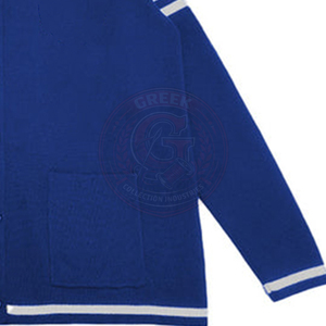 Suéter Cárdigan Phi Beta para Hombre, Color Azul Rey, Tejido, Manga Larga, Cierre de Botones, Diseño con Logotipo de Letras Griegas PBS - Product Image 5