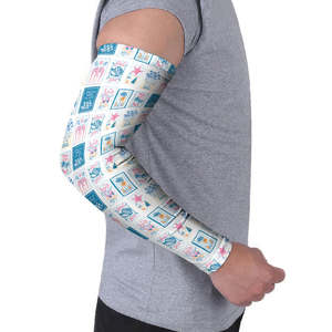 Manguitos Unisex con Estampado por Sublimación, Protección Solar UPF50+, Cubre Brazos Refrigerantes, Diseño de Pez Azul, Seda Helada, Para Todas las Estaciones - Product Image 4