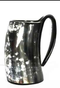 Taza de cuerno natural hecha a mano, estilo vikingo rústico, la más vendida, para beber agua, disponible a un precio competitivo desde India. - Product Image 2