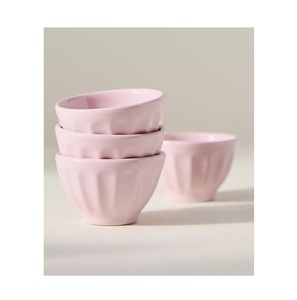 Tazones de Cerámica Rosa, Diseño Minimalista Apilable para Servir Alimentos, Uso Doméstico - Product Image 1