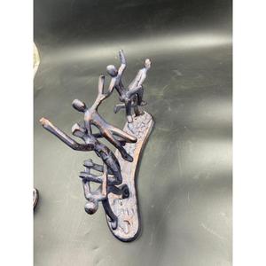 Sculpture décorative en bronze d'homme avec chien, décoration de table de chevet, objet abstrait, figurine d'homme, cadeau original - Product Image 6