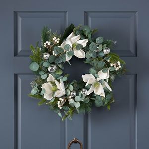 Ghirlanda natalizia elegante da 55 cm con foglie e magnolia per decorazioni festive - Product Image 2